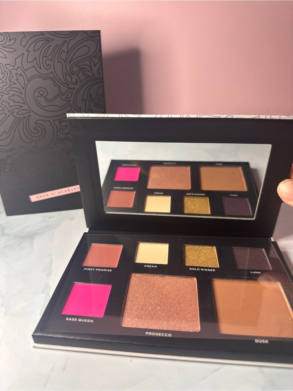 Neutral & Pink Eyeshadow Palette with Shimmer Bronzer - Prosecco Glow